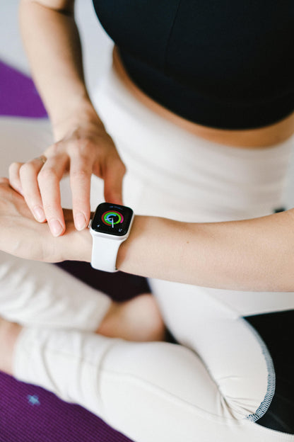 Smartwatch Fitness Tracker